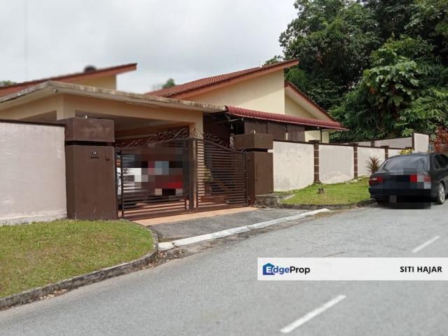 House for sale in Sendayan Village, Negeri Sembilan