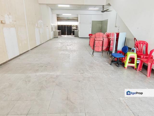 Shop for rent in Petaling, Alam Impian