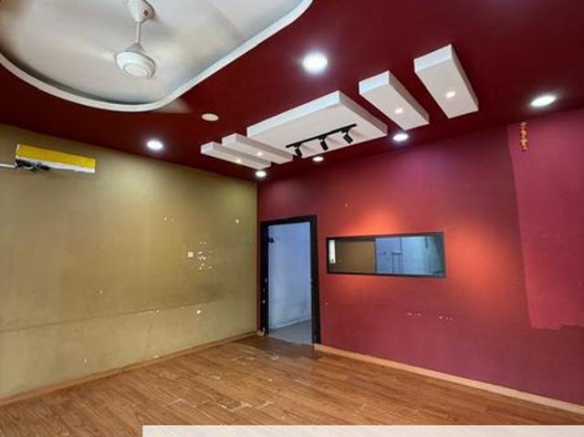 Shop for sale in Seksyen U20, Shah Alam