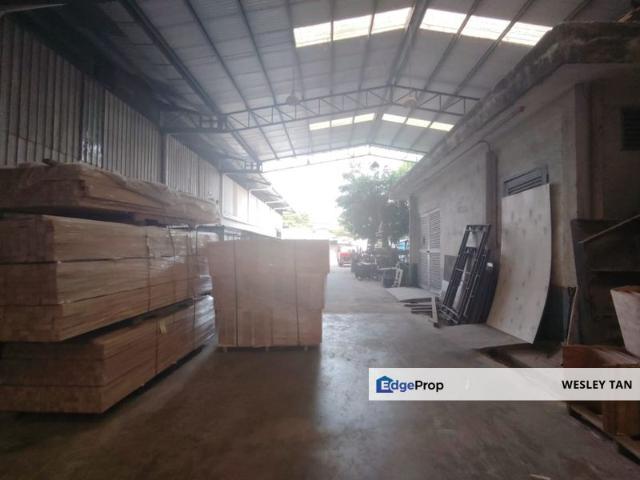 Warehouse for rent in Malaka