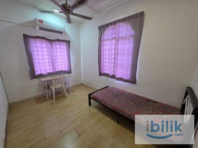 Room for rent in Alam Impian, Selangor