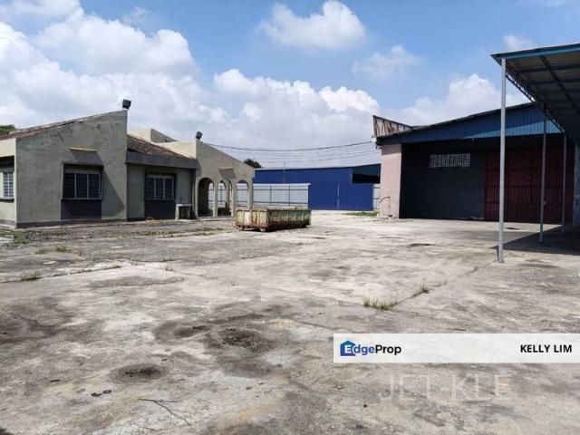 Warehouse for rent in Petaling, Alam Impian
