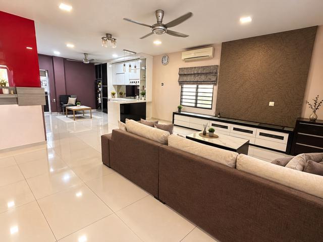 Terraced House for sale in Seri Kembangan, Majlis Bandaraya Subang Jaya