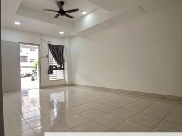 House for sale in Kajang, Langat