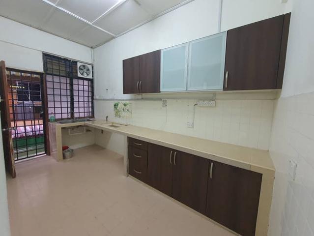 Townhouse for sale in Langat, Selangor