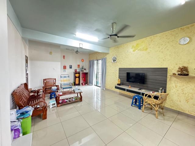 Terraced House for sale in Ulu Tiram, Johor