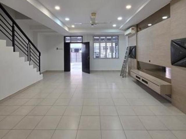 Terraced House for sale in Ulu Tiram, Johor