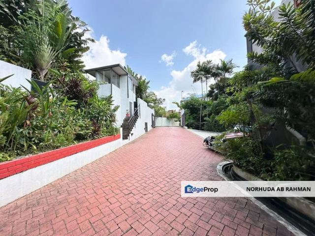 House for sale in Country Heights Damansara, Kuala Lumpur