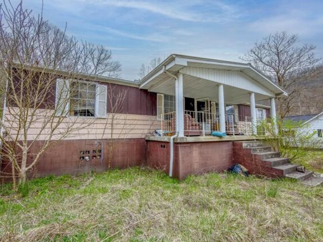 House for sale in Hazard