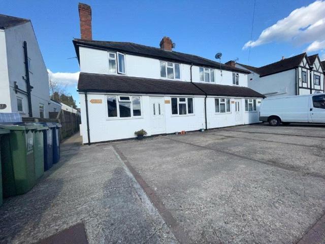 Studio for rent in Lye Valley, The Slade