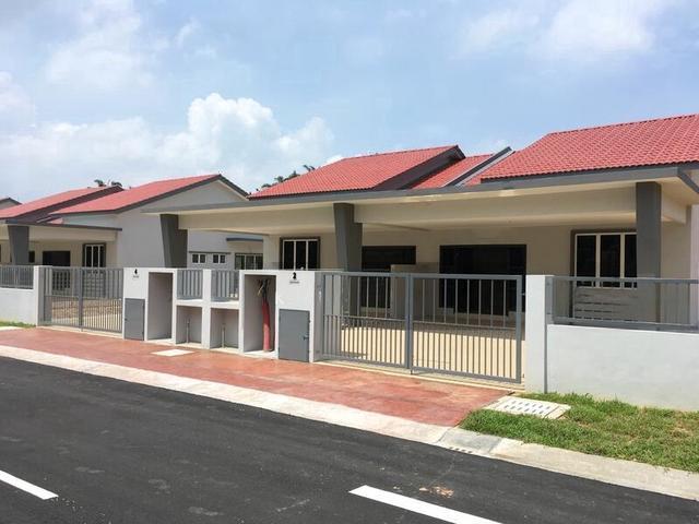 Terraced House for sale in Tanjong Sepat, Selangor