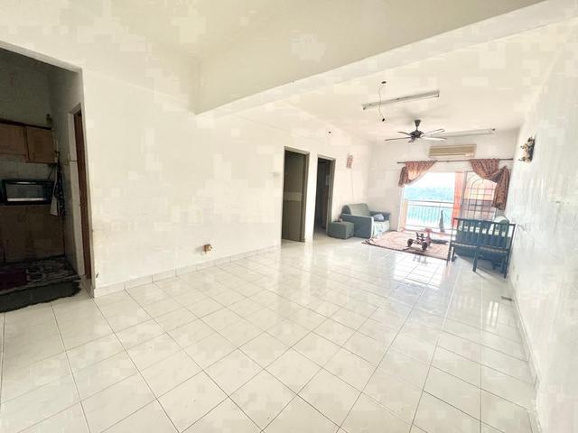 Condominium for sale in Petaling, Subang Jaya