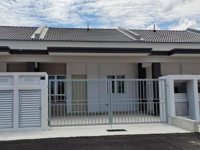 Terraced House for sale in Tanjong Sepat, Selangor