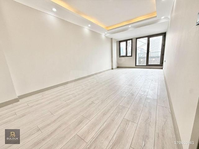 Küçükçekmece, İstanbul içerisinde satılık mülk