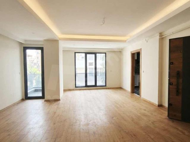 Bulgurlu Mahallesi, Üsküdar içerisinde satılık mülk