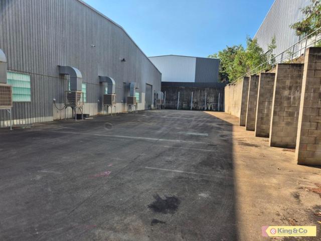 Warehouse for rent in Toombul, Queensland