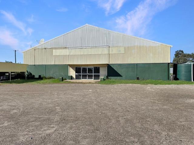 Warehouse for rent in Harparary, New South Wales
