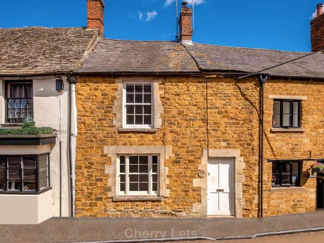 House for rent in Evershot, Oxfordshire