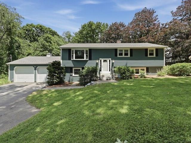 House for sale in Holden, Massachusetts