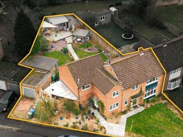 House for sale in Bracknell