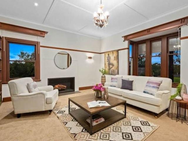 Room for rent in Camerons Creek, Victoria
