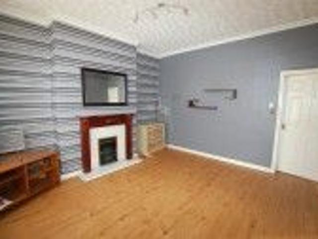 House for rent in Moses Gate, Lee Bank