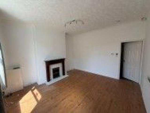 House for rent in Moses Gate, Lee Bank