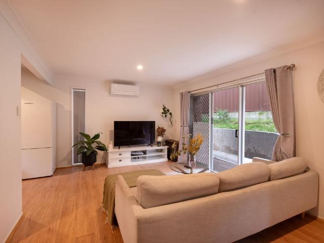 Townhouse for rent in Bulli, Wollongong City Council