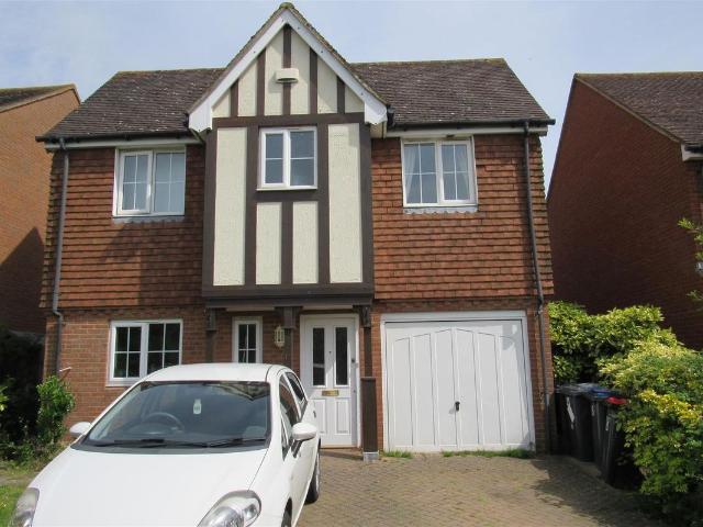 House for rent in Greenhill, The Bridge