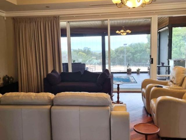 Room for rent in Bullsbrook, Western Australia