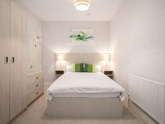 Room for rent in Newtown, Reading
