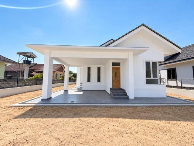 Bungalow for sale in Kota Bharu