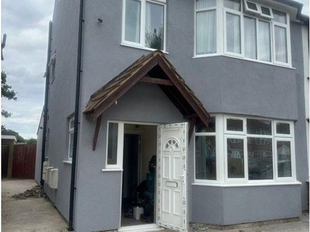 House for rent in London Borough of Hounslow, Greater London