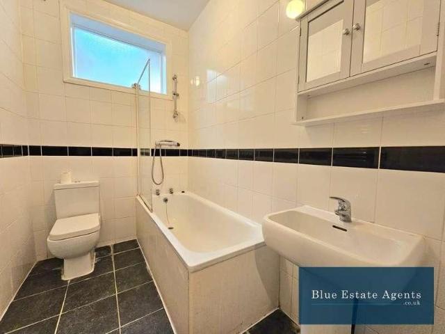 Apartment for rent in London Borough of Hounslow, Greater London