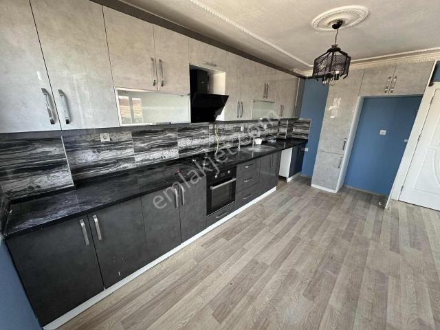 Buca, İzmir içerisinde kiralık mülk