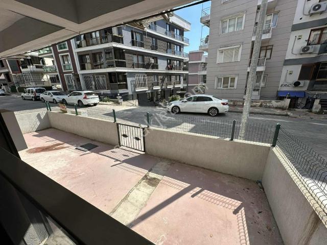 Buca, İzmir içerisinde satılık mülk