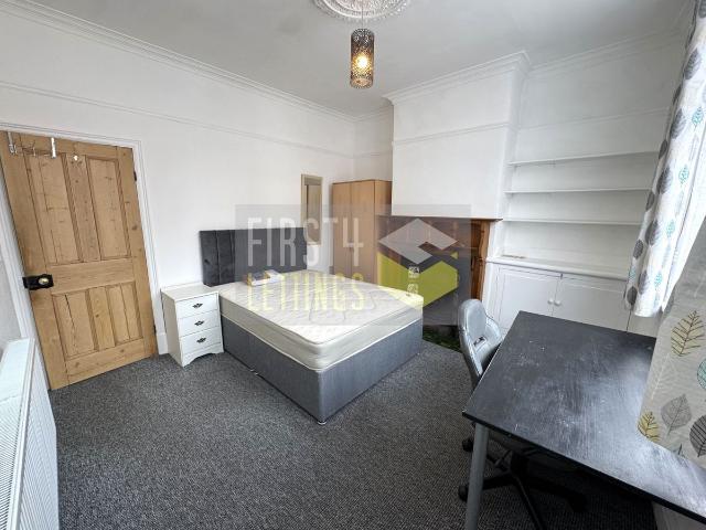 House for rent in Clarendon Park, Leicester