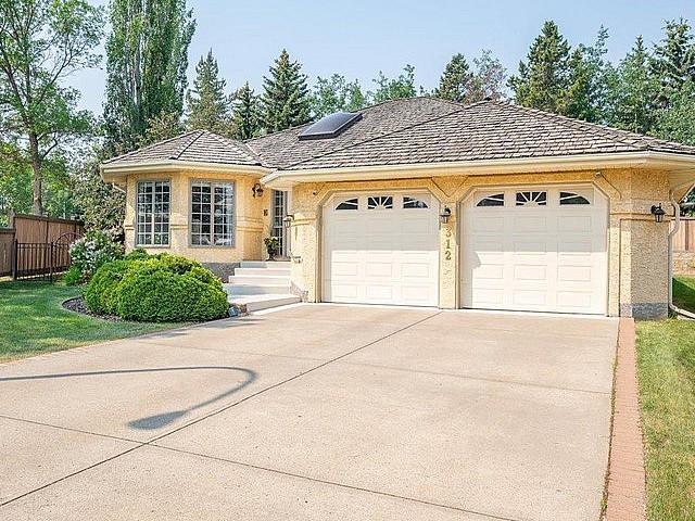 House for sale in Wedgewood, Alberta