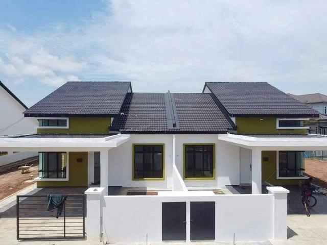 Residential House for sale in Malaka