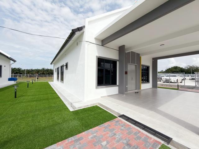 Bungalow for sale in Malaka