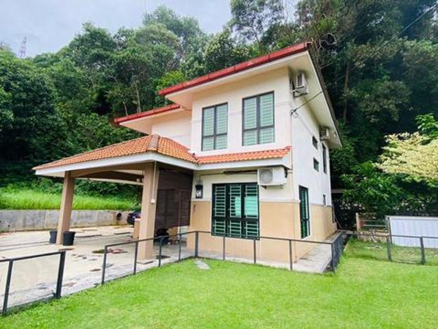 Bungalow for sale in Malaka
