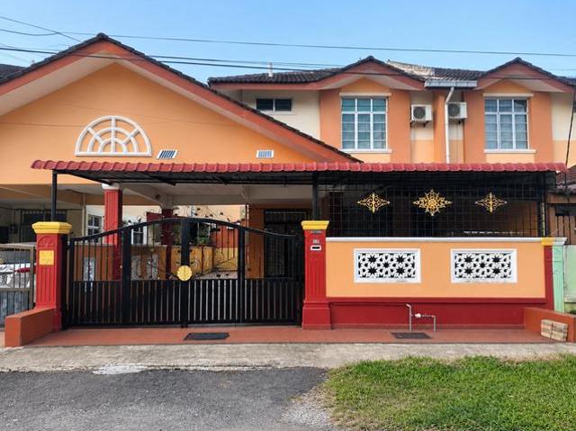 Residential House for sale in Malaka