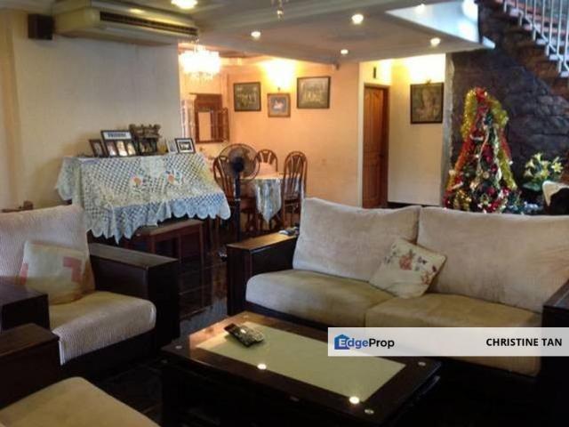Shop for sale in Petaling, Damansara Damai