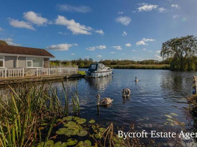 Bungalow for sale in Comers, Norfolk