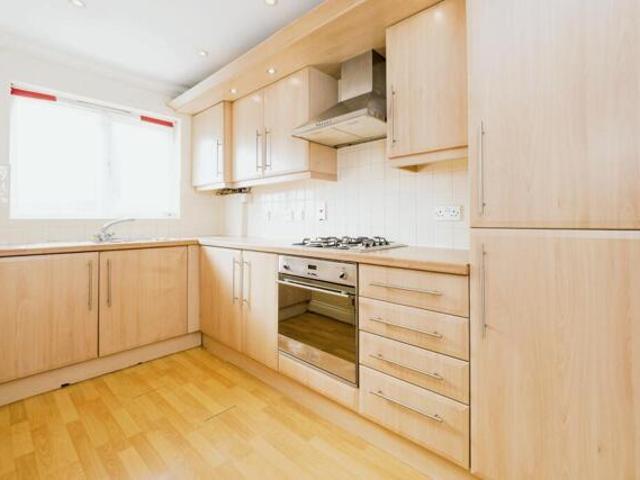 Bungalow for sale in Dagenham, Becontree