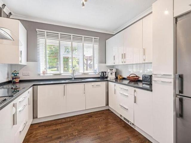 Bungalow for sale in Henley-on-Thames, Berrick Salome