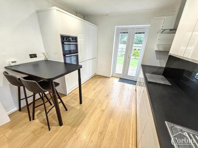 Bungalow for sale in Bear Cross