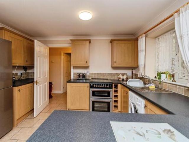 Bungalow for sale in Broomhill, Chadsmoor