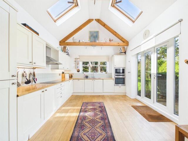 Bungalow for sale in Jumpers Corner, Christchurch