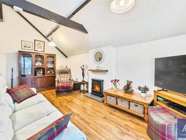 Bungalow for sale in Croughton, Northamptonshire